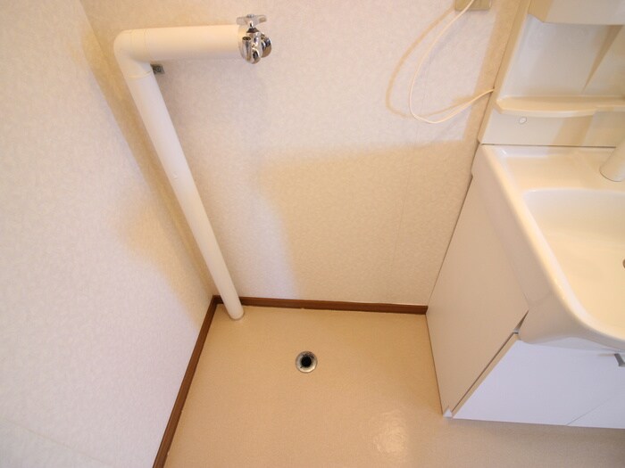 物件内観写真22　(洗濯機置場)