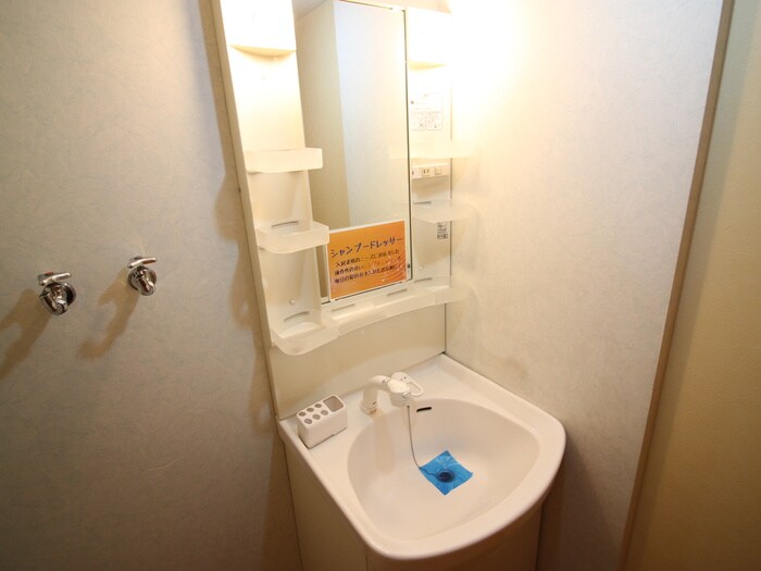 物件内観写真12　(洗面)