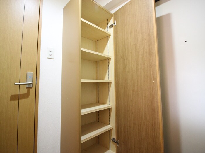 物件内観写真19　(靴箱)