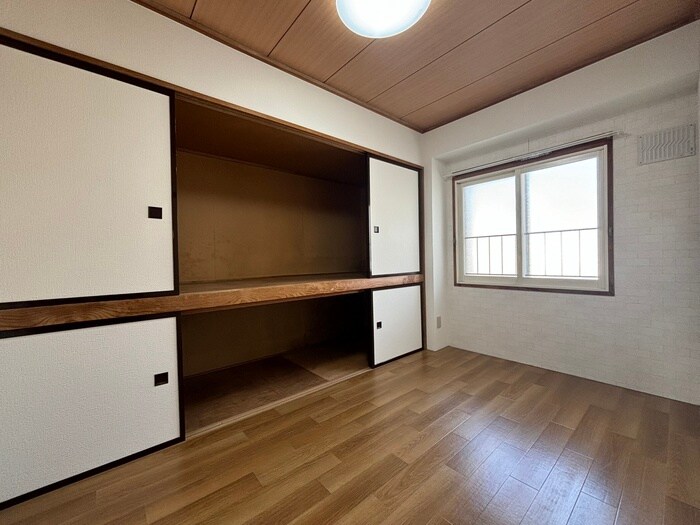 物件内観写真19　(居室)