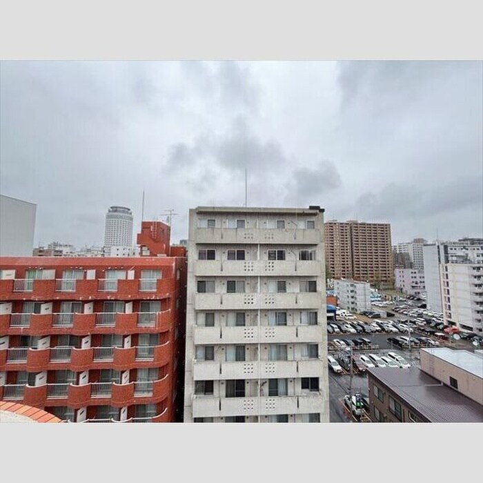 物件内観写真14　(室内からの展望)