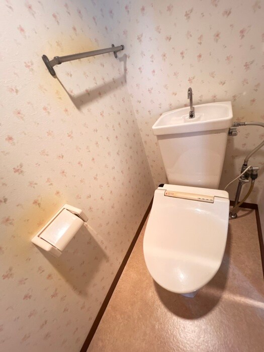 物件内観写真13　(トイレ)