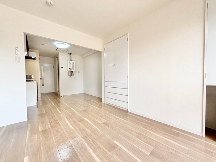 物件内観写真10　(居室)