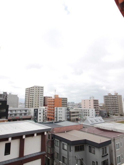 物件内観写真22　(室内からの展望)