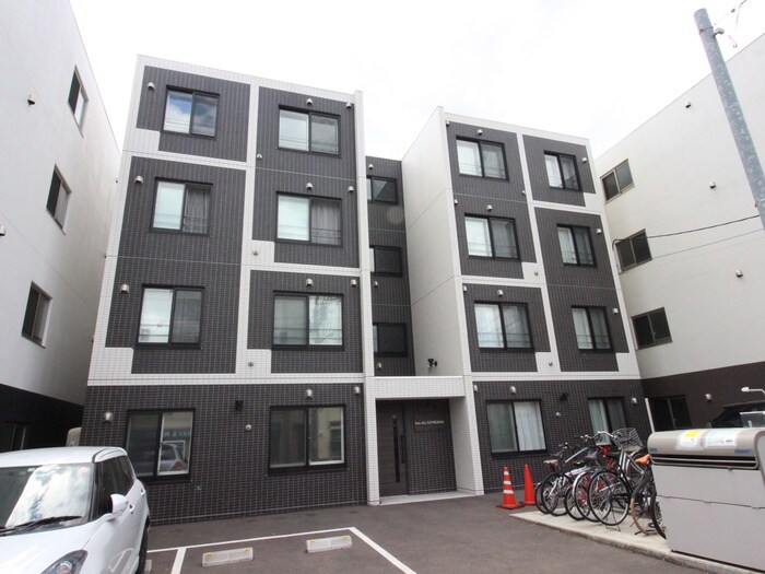 物件外観写真2　(外観写真)