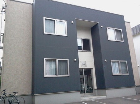 ポレール宮の森外観写真