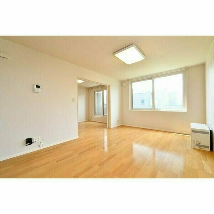 物件内観写真5　(居室)