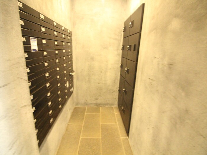 物件外観写真6　(建物設備)