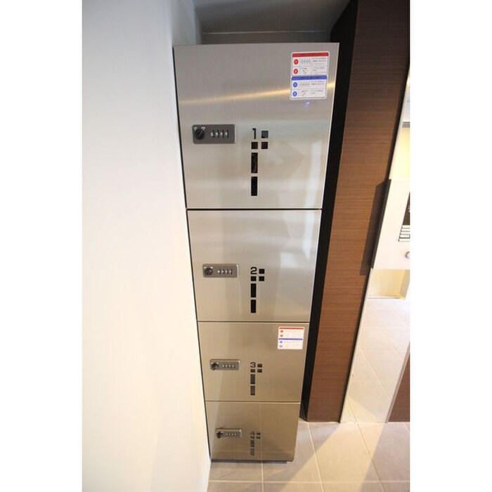 物件外観写真6　(建物設備)