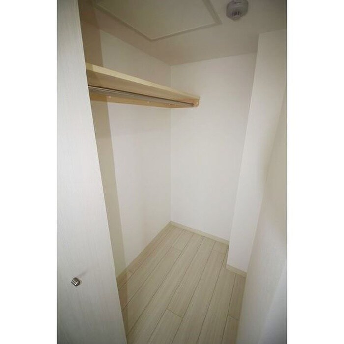 物件内観写真11　(収納)