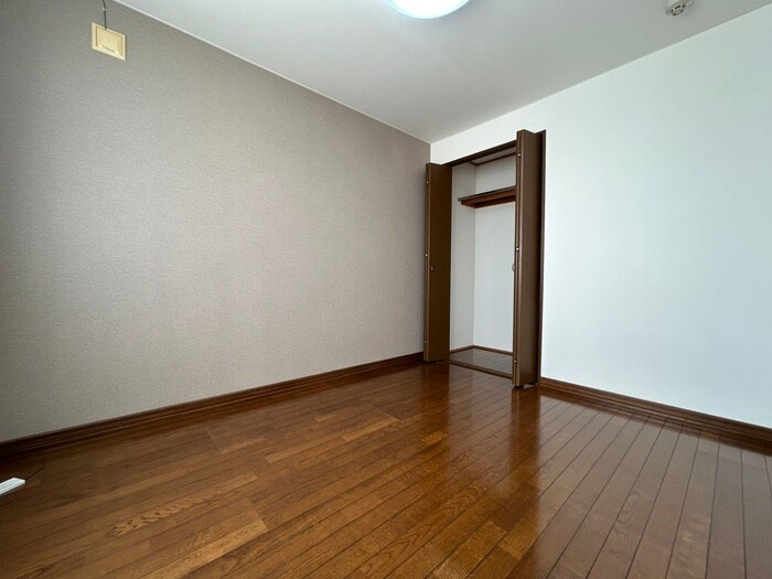 物件内観写真16　(居室)