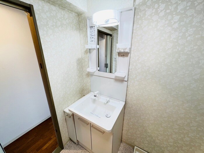 物件内観写真10　(洗面)