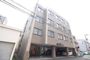 マイクレスト南郷外観写真