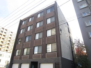 ブランノワ－ルノルド外観写真