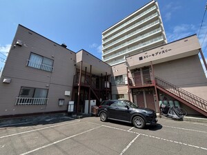 スリ－セブンスリ－外観写真