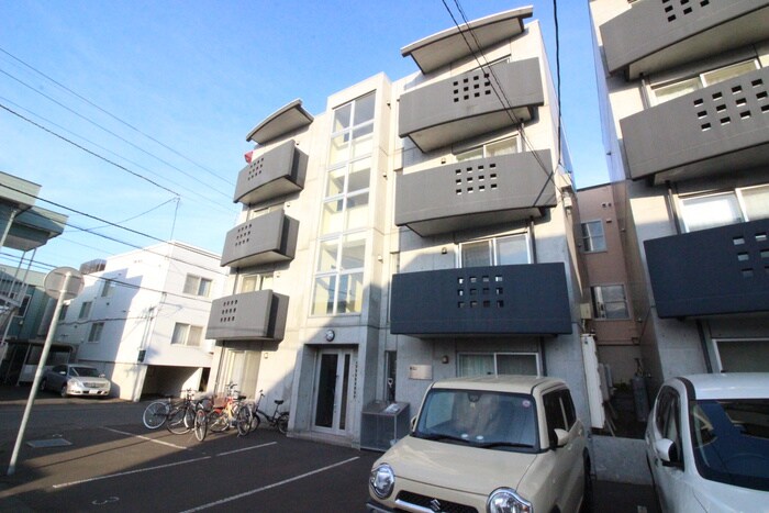 物件外観写真6　(外観写真)