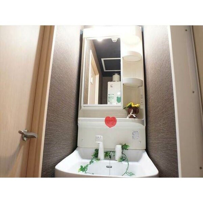 物件内観写真12　(洗面)