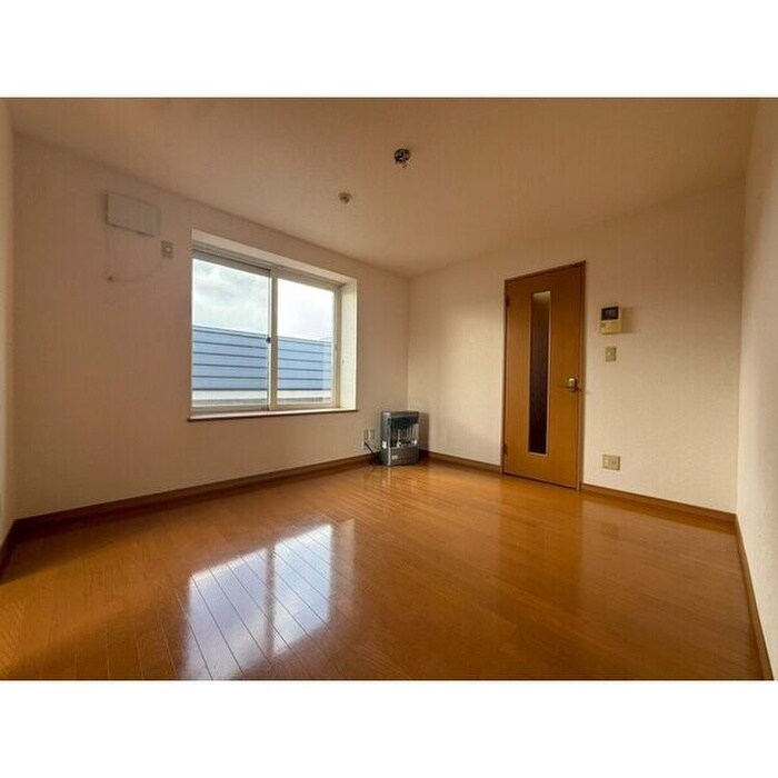 物件内観写真5　(居室)