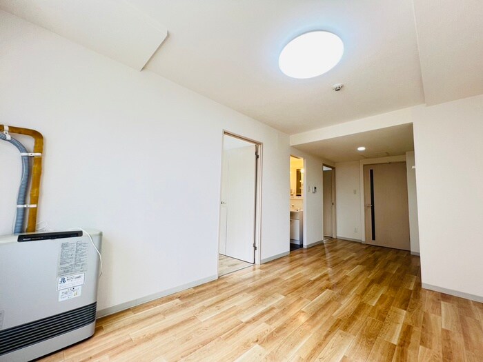 物件内観写真10　(居室)