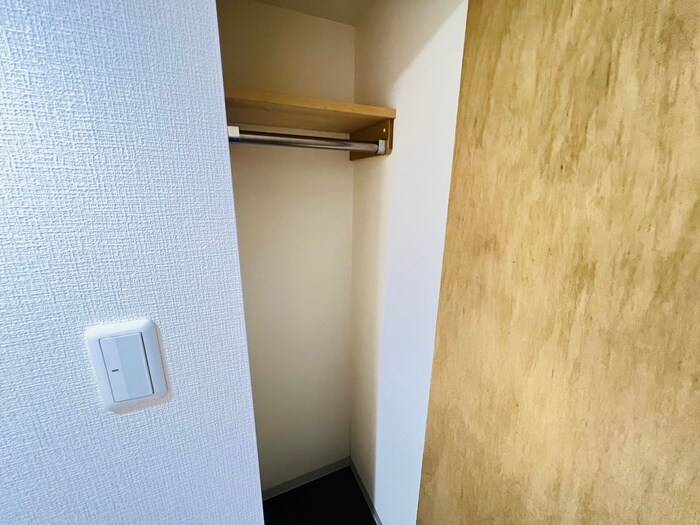 物件内観写真16　(収納)