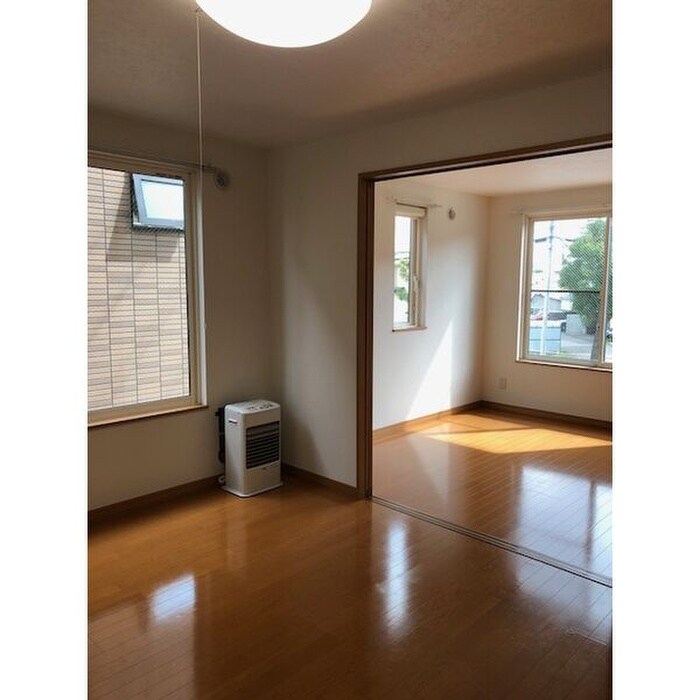 物件内観写真7　(居室)