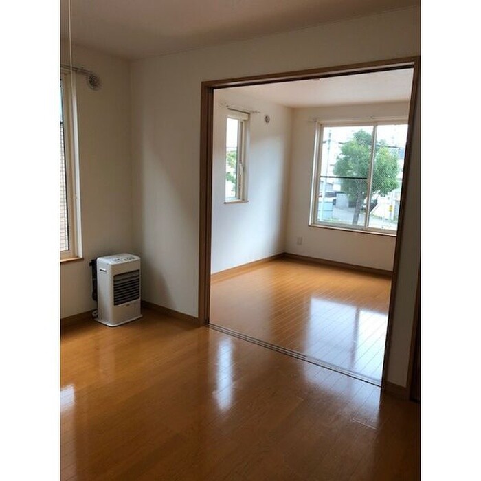 物件内観写真8　(居室)