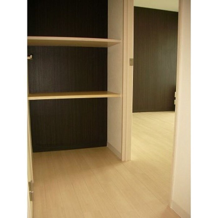 物件内観写真7　(内観写真)