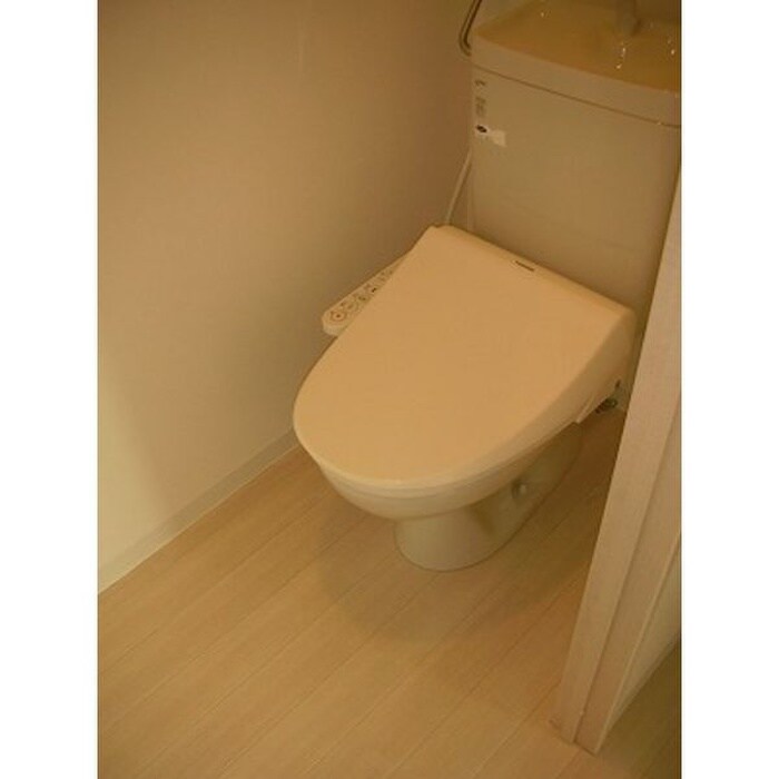 物件内観写真10　(トイレ)