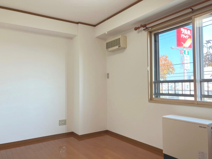 物件内観写真12　(居室)