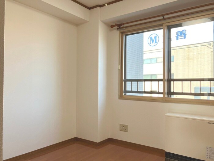 物件内観写真15　(居室)