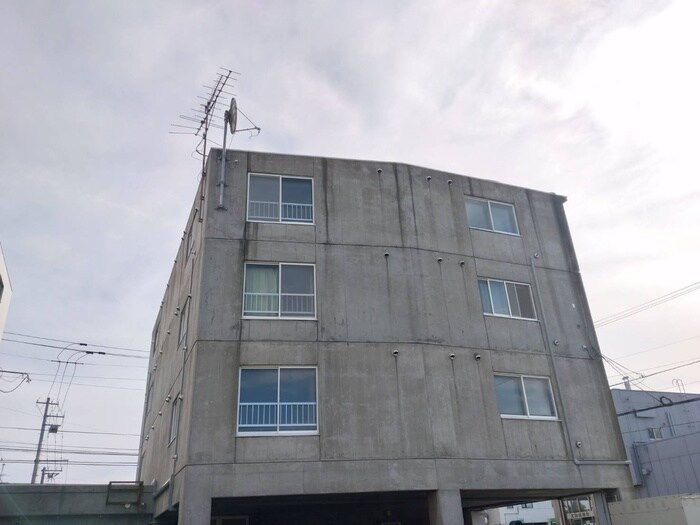 物件外観写真4　(外観写真)