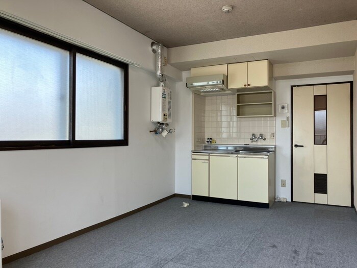 物件内観写真10　(居室)