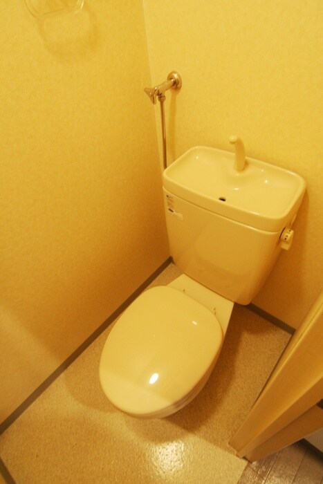 物件内観写真14　(トイレ)