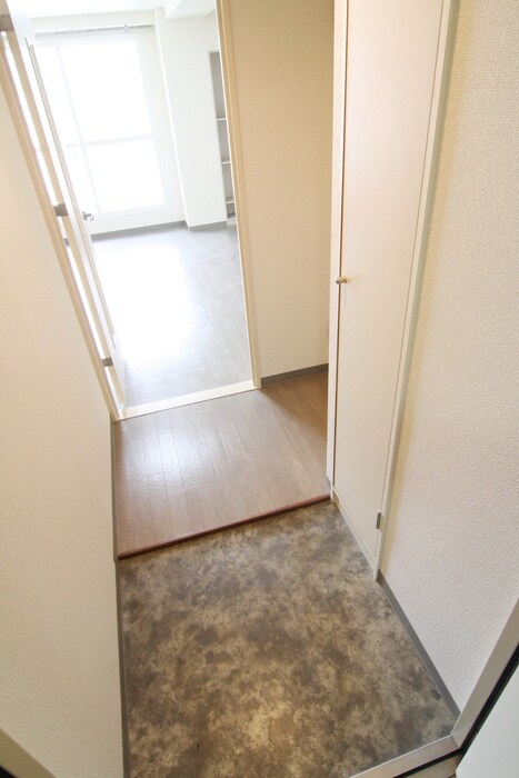 物件内観写真20　(玄関)