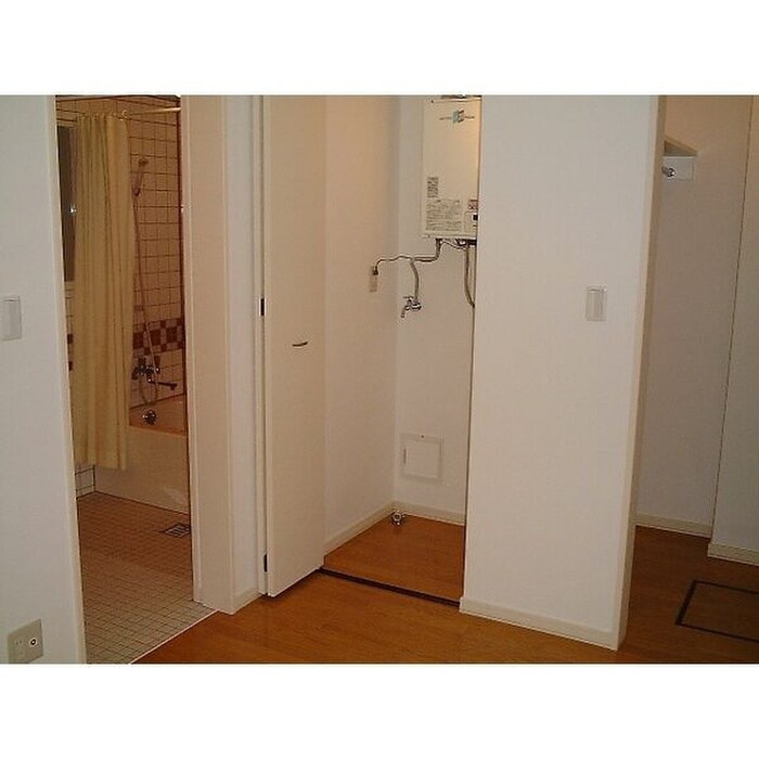 物件内観写真6　(洗面)