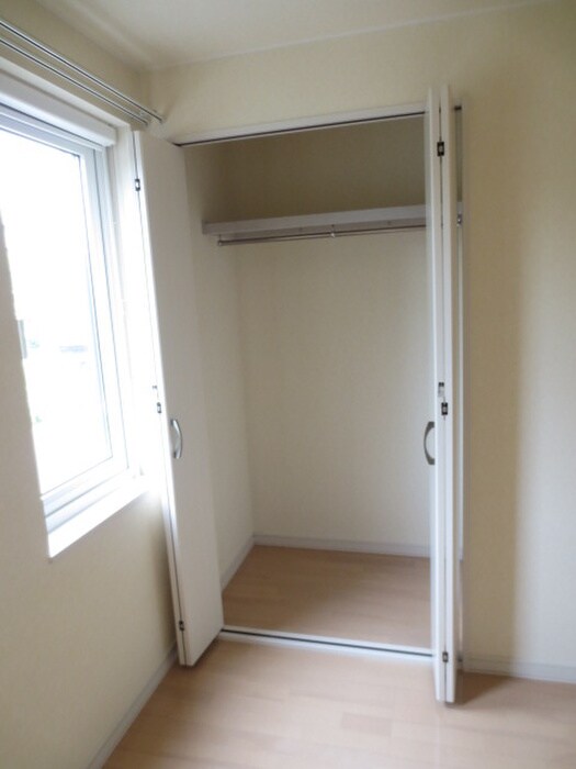 物件内観写真10　(収納)