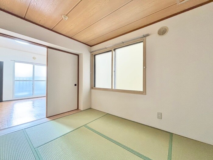 物件内観写真11　(居室)