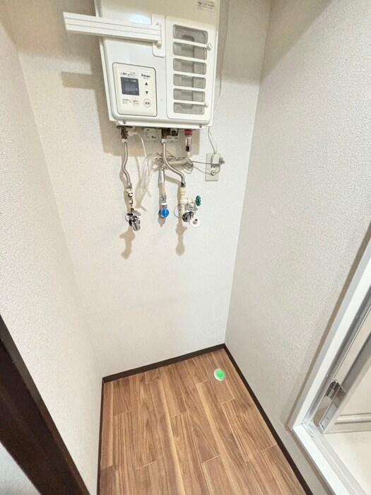 物件内観写真21　(洗濯機置場)