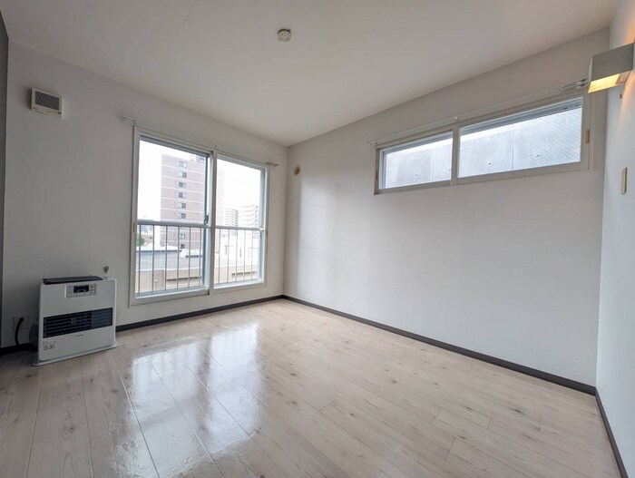 物件内観写真10　(居室)