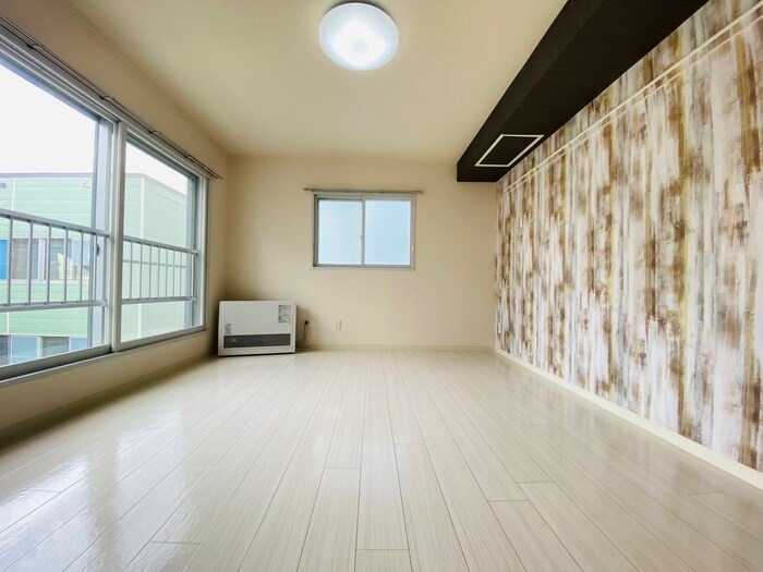 物件内観写真11　(居室)