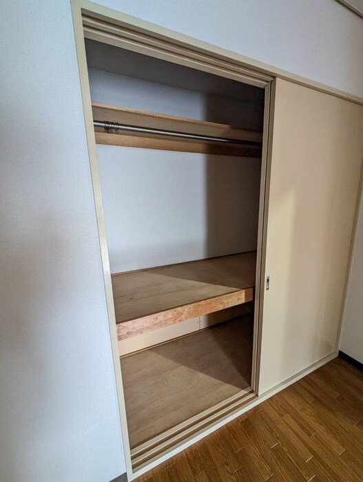 物件内観写真13　(収納)