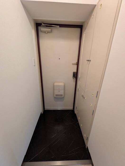 物件内観写真22　(玄関)