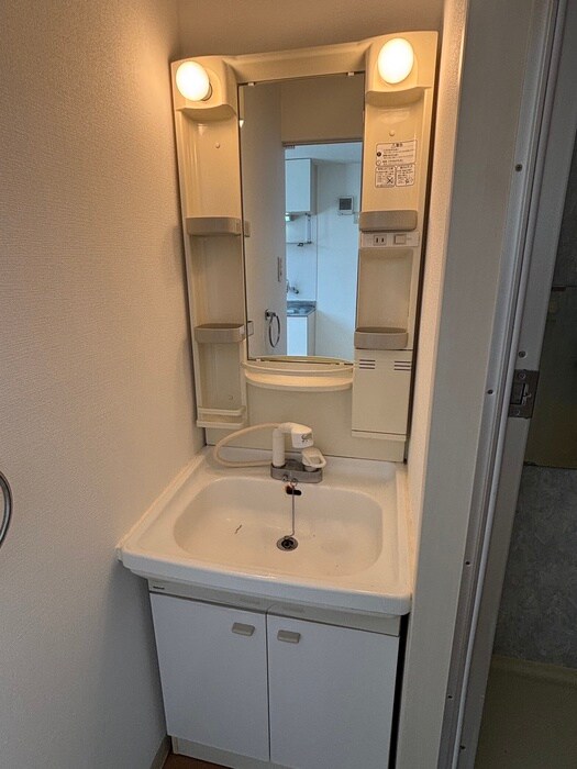 物件内観写真17　(洗面)