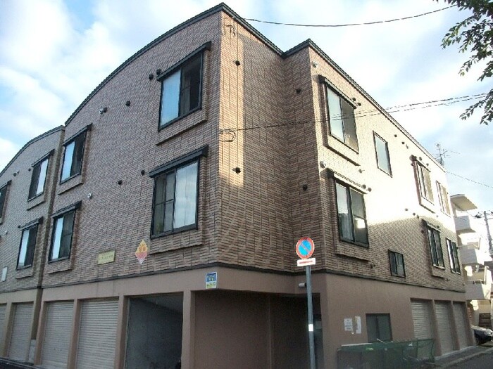 物件外観写真1　(外観写真)