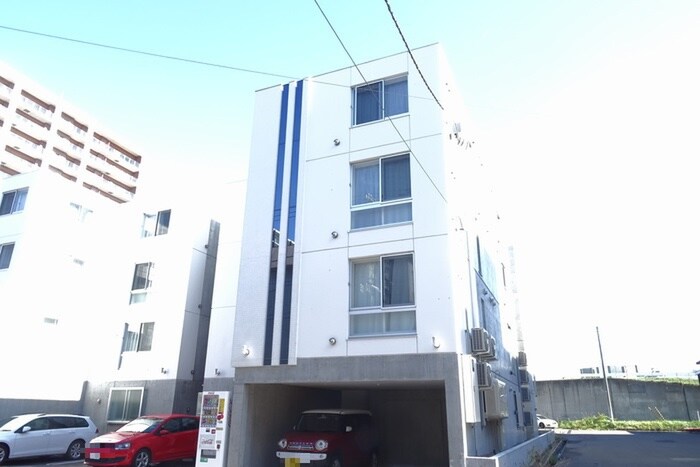 物件外観写真2　(外観写真)