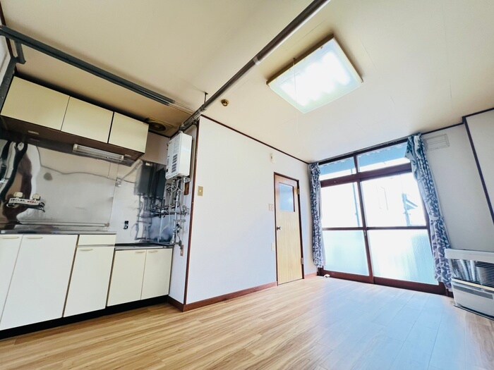 物件内観写真8　(居室)