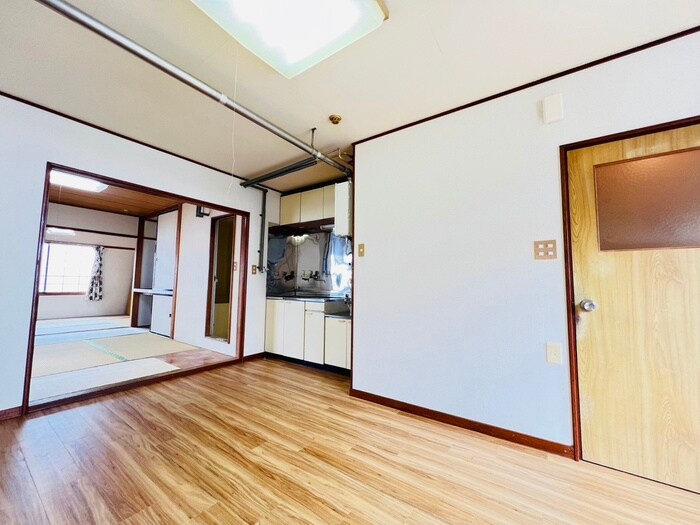 物件内観写真10　(居室)