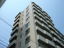 アルトゥパ－クマンションの外観写真