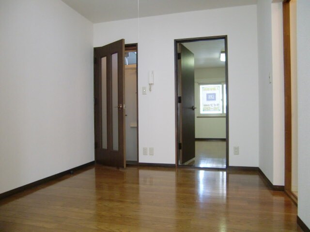 物件内観写真6　(居室)