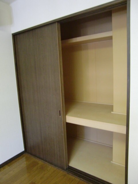物件内観写真14　(収納)